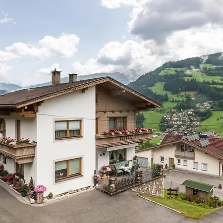 Dornauer Apartment