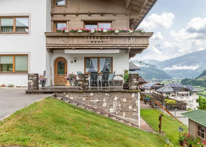 アパート Dornauer ヒパッハ